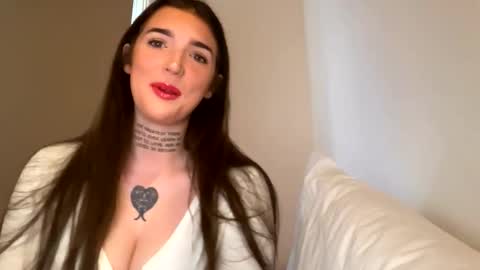 Amyyyoxxo online show from February 20, 8:39 am