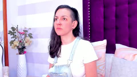 Ana Libiert online show from February 25, 1:00 pm