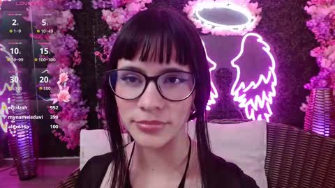 Ana online show from February 6, 7:12 am