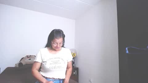 Ana online show from October 2, 1:43 pm