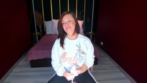 Ana online show from September 25, 3:19 pm