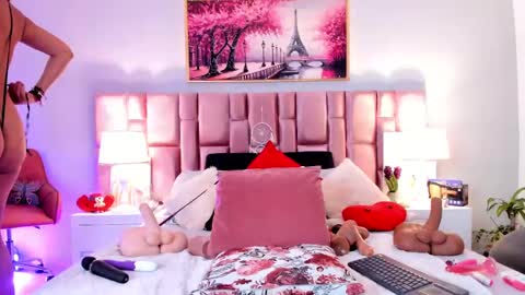 anaa_bellaa online show from October 13, 1:24 pm