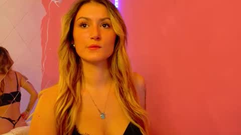 anaayss online show from October 10, 6:19 am