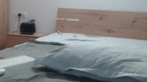anabellaana11 online show from June 17, 2:27 am