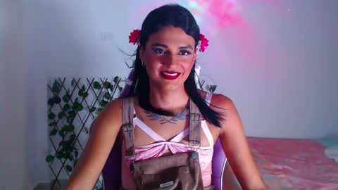Snapshot of anabellabonariva chatting on March 1, 2:26 am Anabella online show from March 1, 2:26 am
