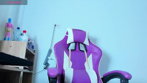Snapshot of anabellabonariva chatting on September 16, 12:45 am Anabella online show from September 16, 12:45 am