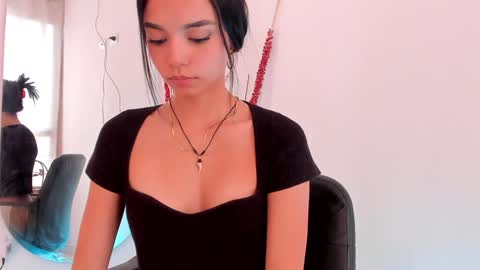 ANABEL WOLF  online show from January 20, 9:32 pm