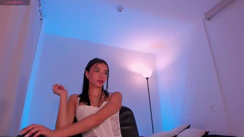 ANABEL WOLF  online show from March 10, 11:49 pm