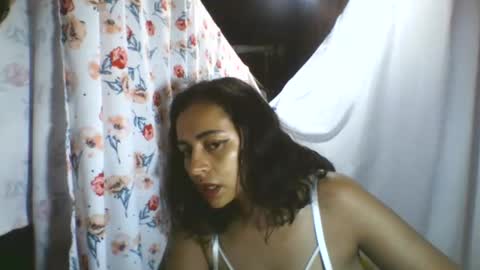 Snapshot of anabelxx16 chatting on October 13, 1:51 am anabelxx16 online show from October 13, 1:51 am