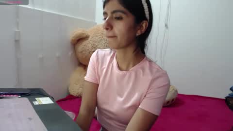 Anahi Browns online show from December 16, 8:59 pm