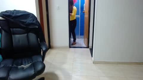 anaids online show from January 28, 10:55 am