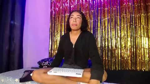 anais  cooper  online show from January 4, 6:19 pm