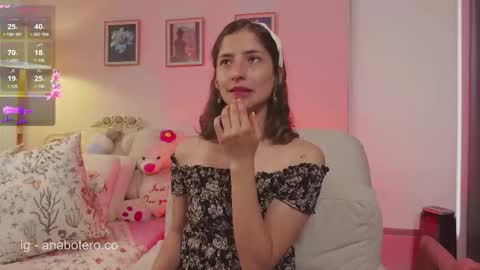 Ana Mara Botero online show from September 29, 9:25 pm