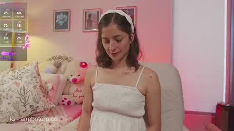 Ana Mara Botero online show from September 25, 8:27 pm