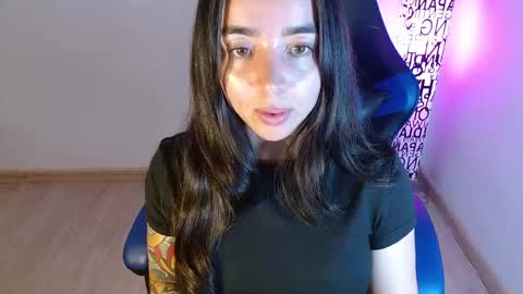 ana 3 online show from November 24, 1:37 am