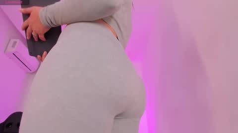 Ana online show from October 12, 8:10 pm