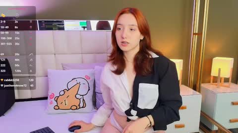 Snapshot of anastasia_windel chatting on February 20, 4:07 am Anastasia online show from February 20, 4:07 am