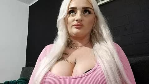 AnastasiaAmore online show from May 21, 11:33 pm