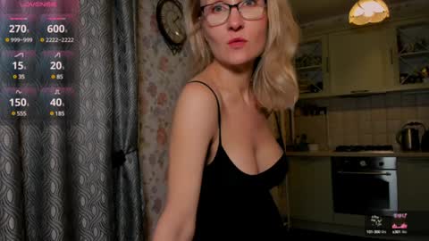 Snapshot of anastasiagate chatting on January 25, 10:19 am Anastasia online show from January 25, 10:19 am
