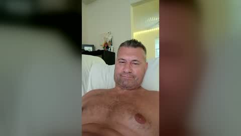and419469 online show from July 6, 9:50 pm