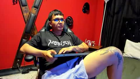 andy online show from December 19, 2:12 pm