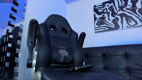 Snapshot of anders_x chatting on January 18, 1:52 am Andrs - online show from January 18, 1:52 am