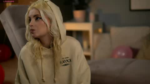 Rosse online show from April 1, 1:01 pm