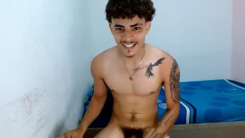 andr_093 online show from June 16, 12:42 pm