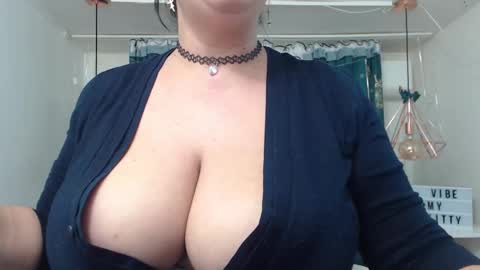 AndraHart  online show from February 23, 1:53 pm