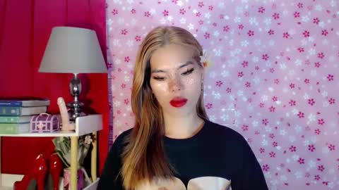 andrea06121998 online show from October 2, 6:34 am