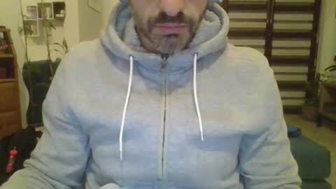 andrea_feetlover online show from January 18, 6:00 am