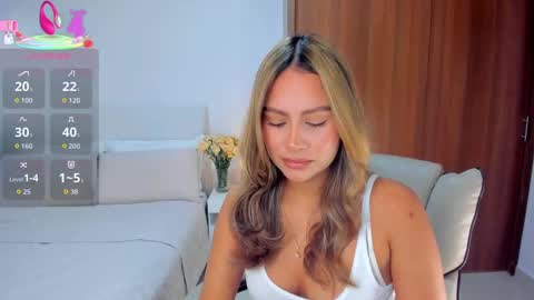 Snapshot of andrea_martini_ chatting on September 13, 1:41 am andrea online show from September 13, 1:41 am