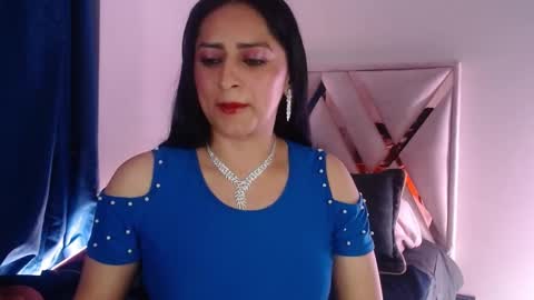 Andrea online show from February 5, 10:01 pm