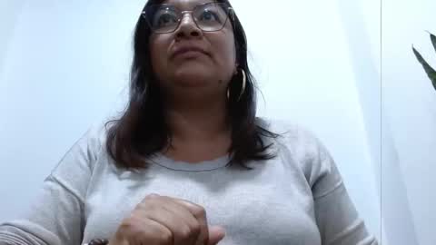 Snapshot of andrea_teacher chatting on September 19, 11:30 pm Andrea Model trainer Luxury ST online show from September 19, 11:30 pm