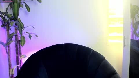 andreaablunt online show from January 15, 3:43 pm