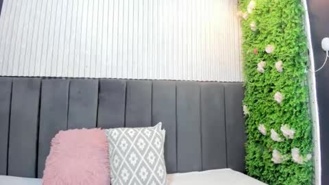 andreabigboobs_ online show from March 16, 5:21 am