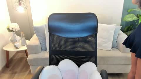 Andre Castaneda online show from May 12, 7:01 pm