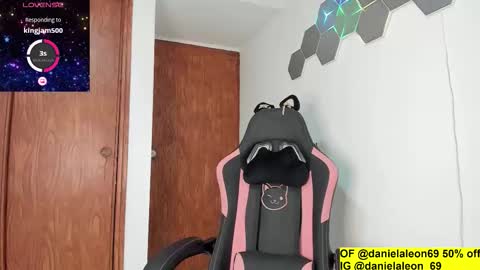 onlyfans danielaleon69   IG danielaleon637 online show from March 26, 2:22 pm