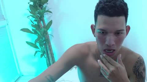 andres200329 online show from May 21, 6:31 am