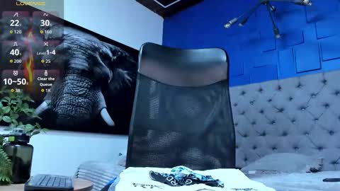 insta andres clark  online show from February 21, 5:05 pm