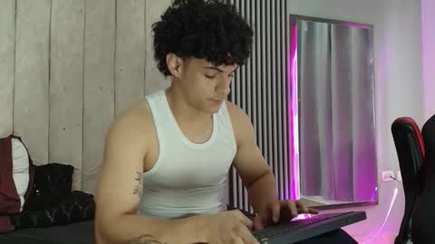 andres_cream online show from October 7, 12:56 pm