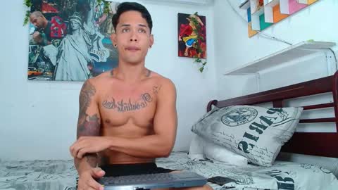 andres_santos777 online show from September 14, 10:11 pm