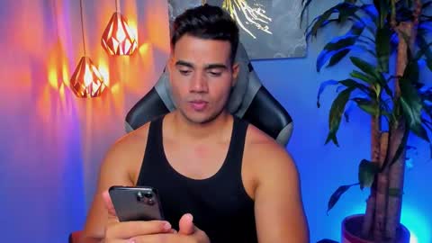 Andres online show from November 15, 7:10 am