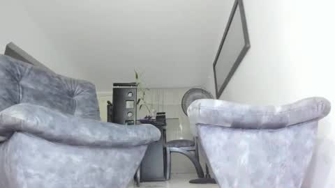 Snapshot of andresgiraldo1 chatting on February 1, 2:58 am Isa --------- online show from February 1, 2:58 am