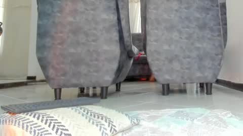 Snapshot of andresgiraldo1 chatting on March 1, 9:04 pm Isa --------- online show from March 1, 9:04 pm