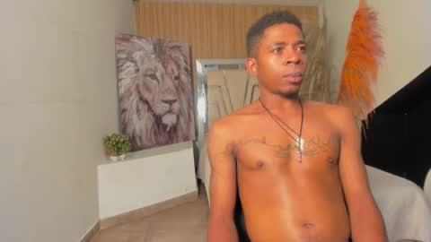 andrespalacios_ online show from January 16, 8:12 am