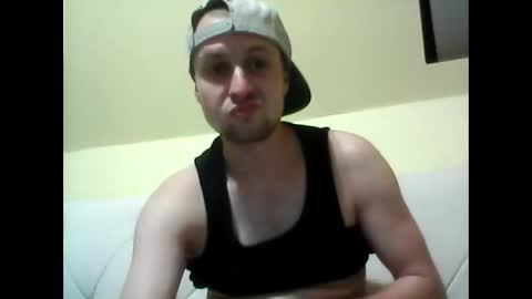 andrew3356577 online show from October 10, 8:35 pm