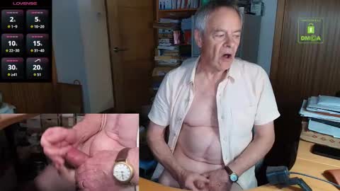 Andrew online show from October 6, 11:00 pm