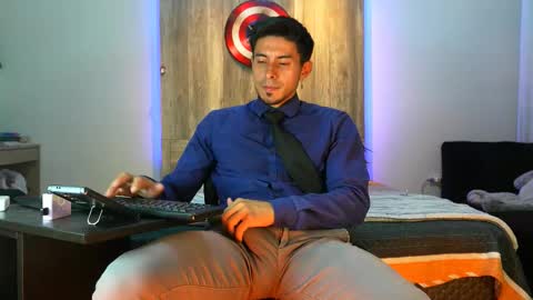 Andrew online show from February 18, 1:49 am