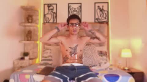 andrew_haalls online show from January 12, 8:27 pm